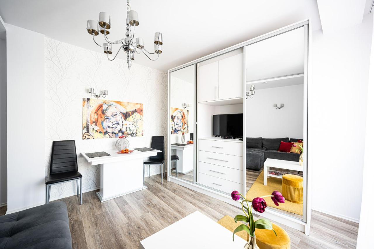 Saint Seven Apartment Szeged Exterior photo